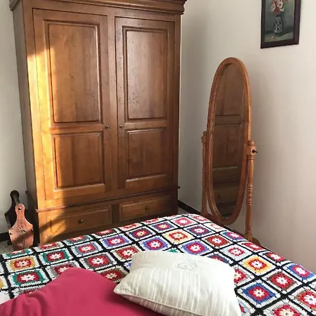 T2 Dans Une Maison 게스트하우스